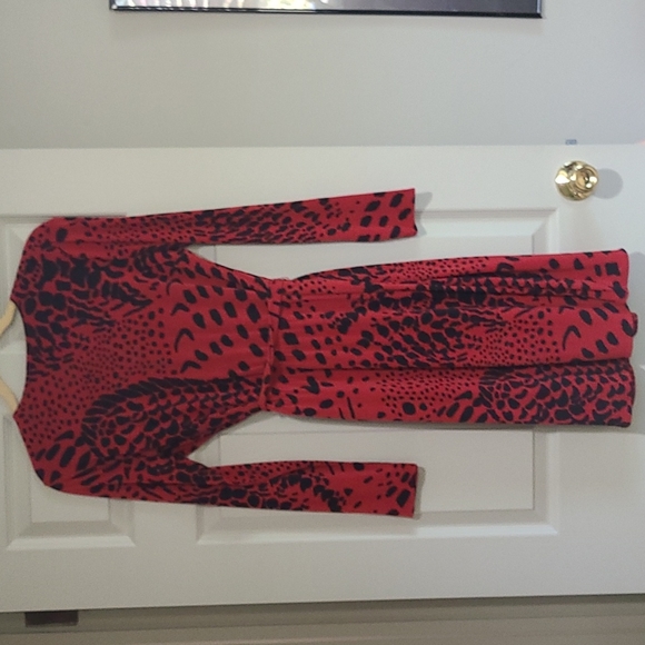 Sexy Wrap dress.NWOT Gypsy by Mara Hoffman. Red/black animal print. Small. - Picture 6 of 9